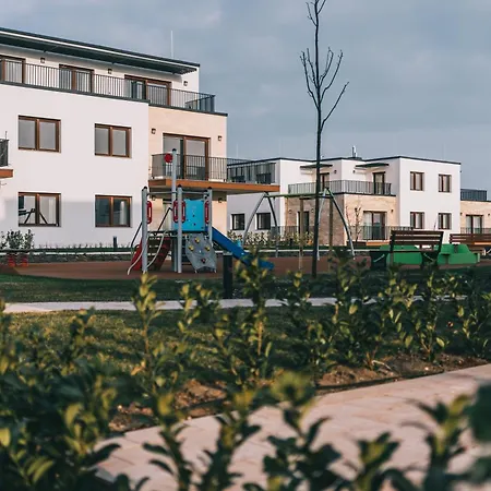 Birges Villapark 4* بالاتونفوريد