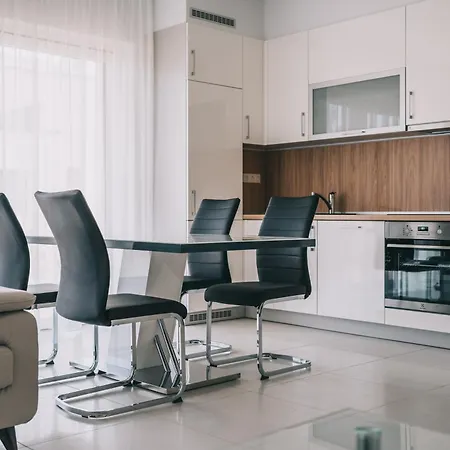 Hotel apartamentowy Birges Villapark 4*