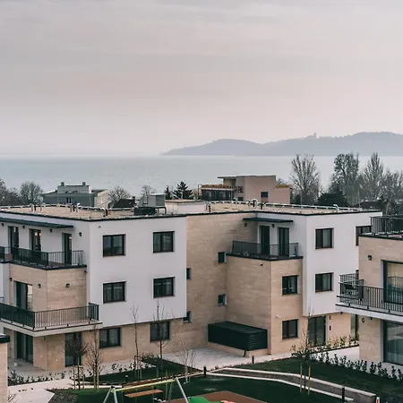 Birges Villapark شقة فندقية بالاتونفوريد
