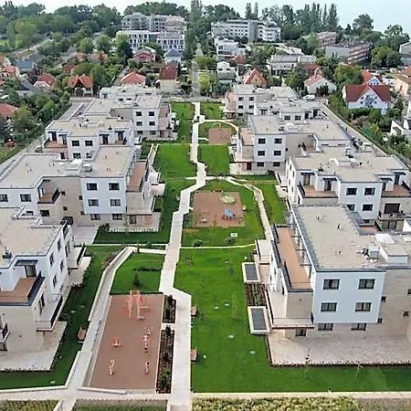 Birges Villapark Aparthotel 4*